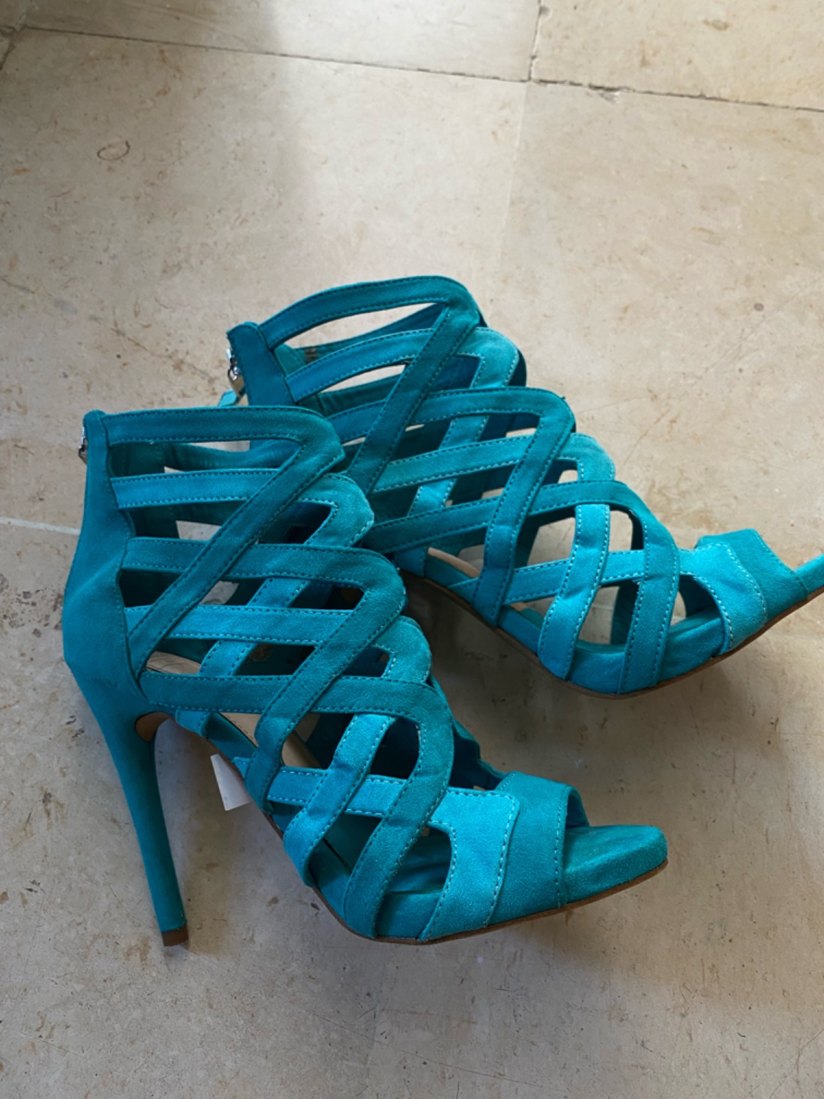 Talon turquoise bershka