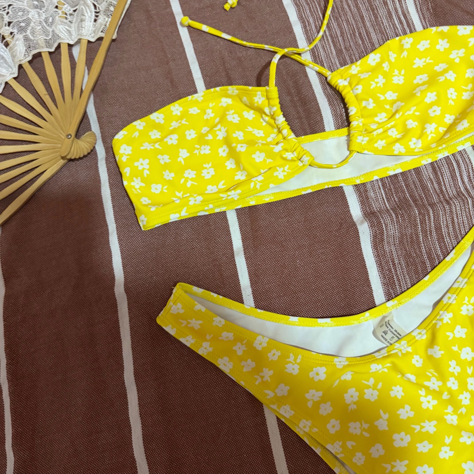 Maillot de bain bandeau jaune à fleurs Taille M