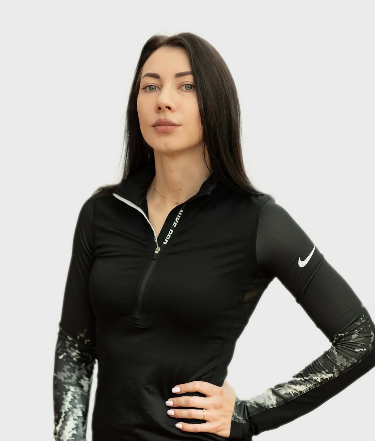 Nike Pro Hyperwarm women's half-zip athletic long-sleeve top