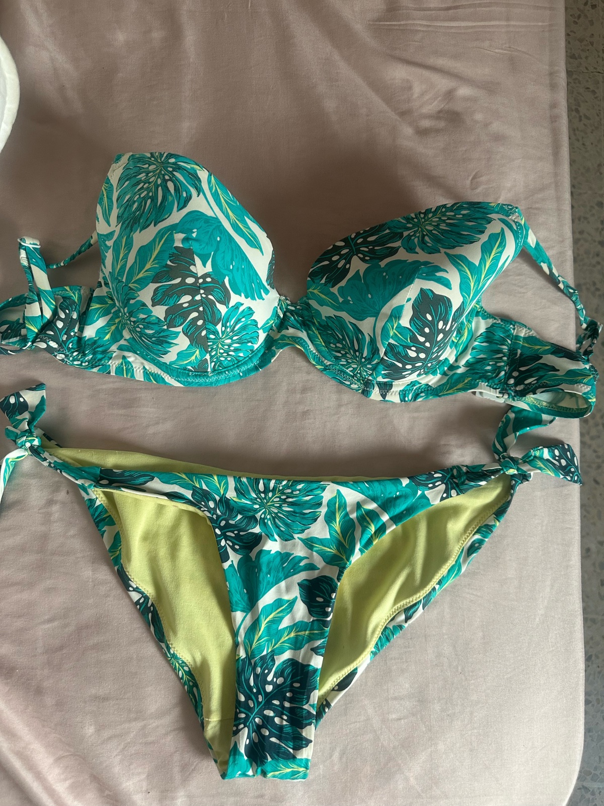 Maillot bikini