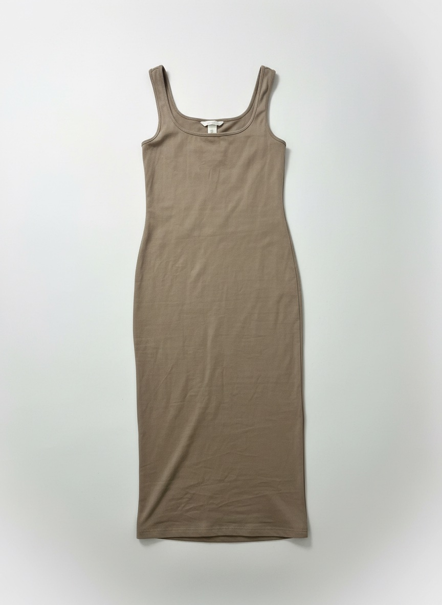 Robe beige basique