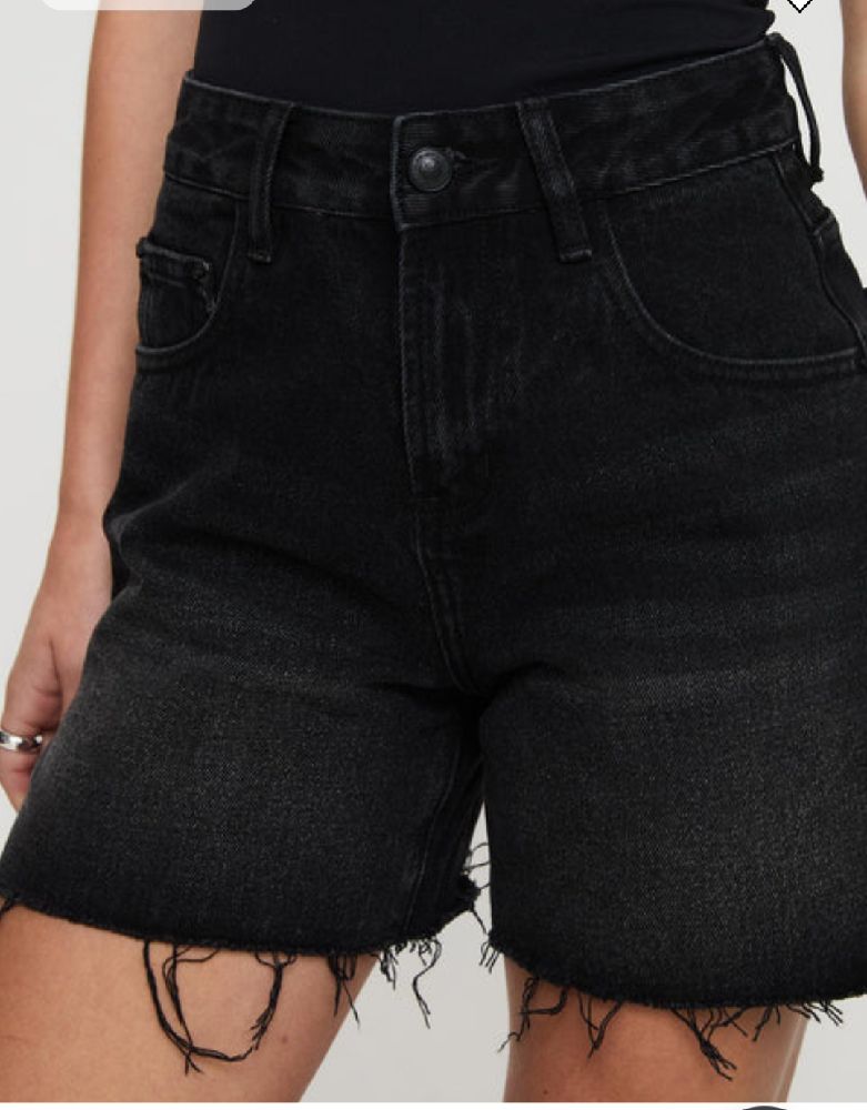 Short denim noir 