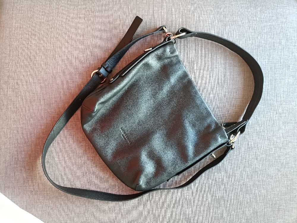 Sac noir  en cuir 💯