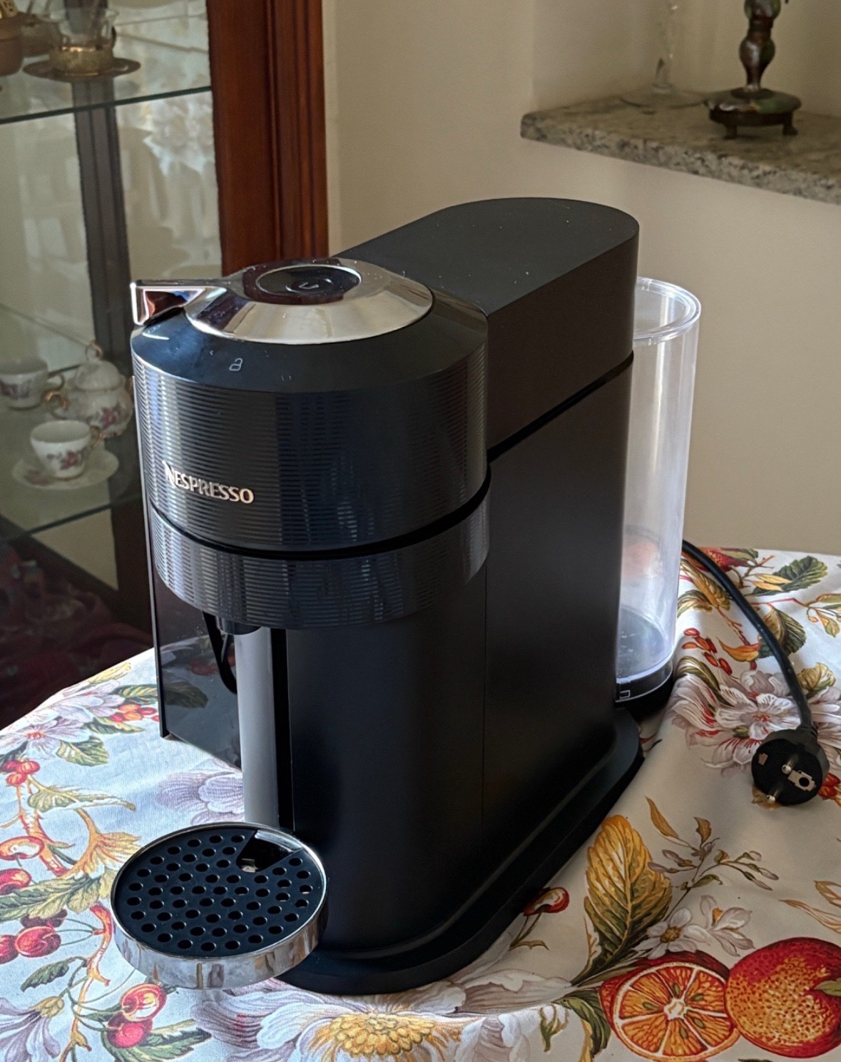 Cafetière Nespresso Vertuo Next – Très bon état
