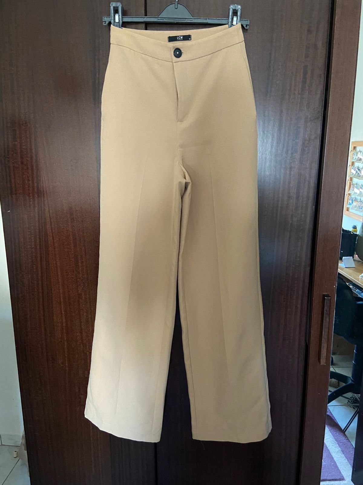 Pantalon LC waikiki taille XS