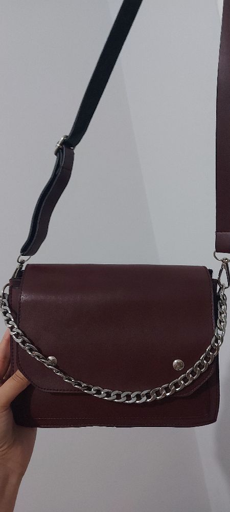 Sac a bandoulière rouge bordeaux 