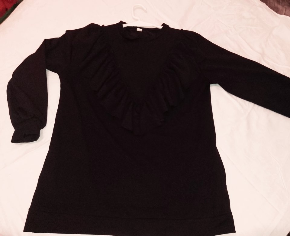 Pull noir 