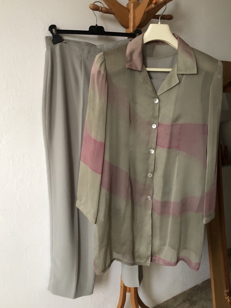 Ensemble dame  tissu satin de soie Haute gamme