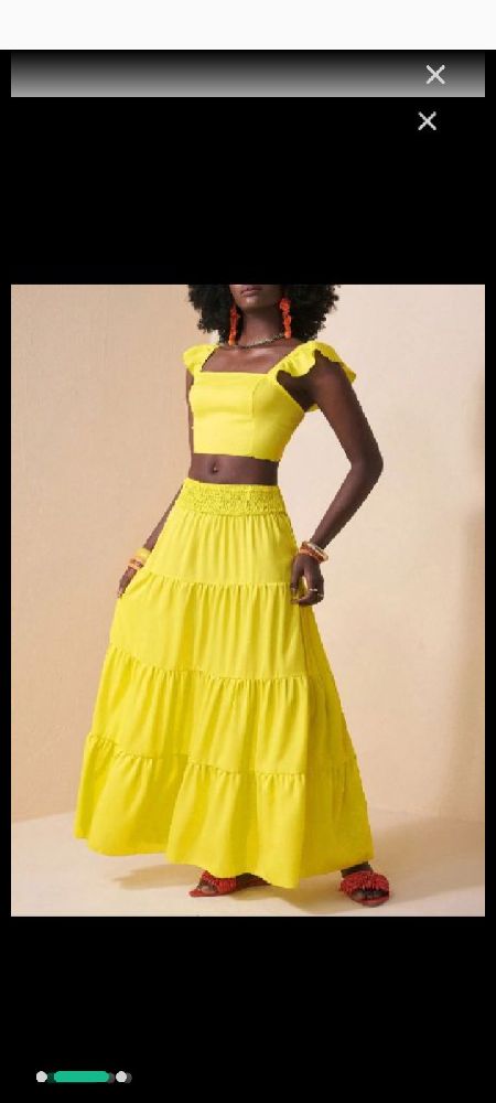 Ensemble jupe avec top très tendance 