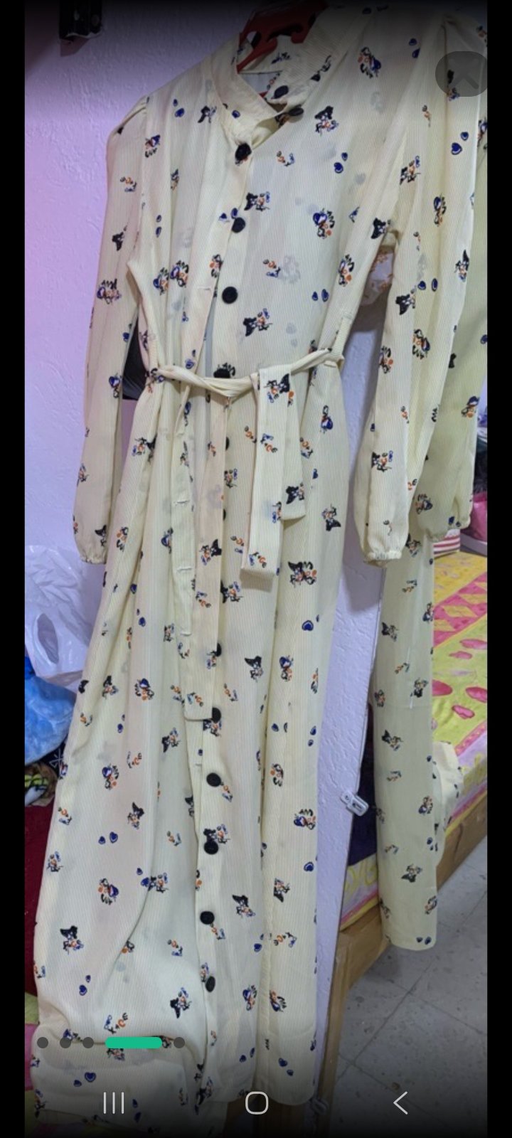 4 robe