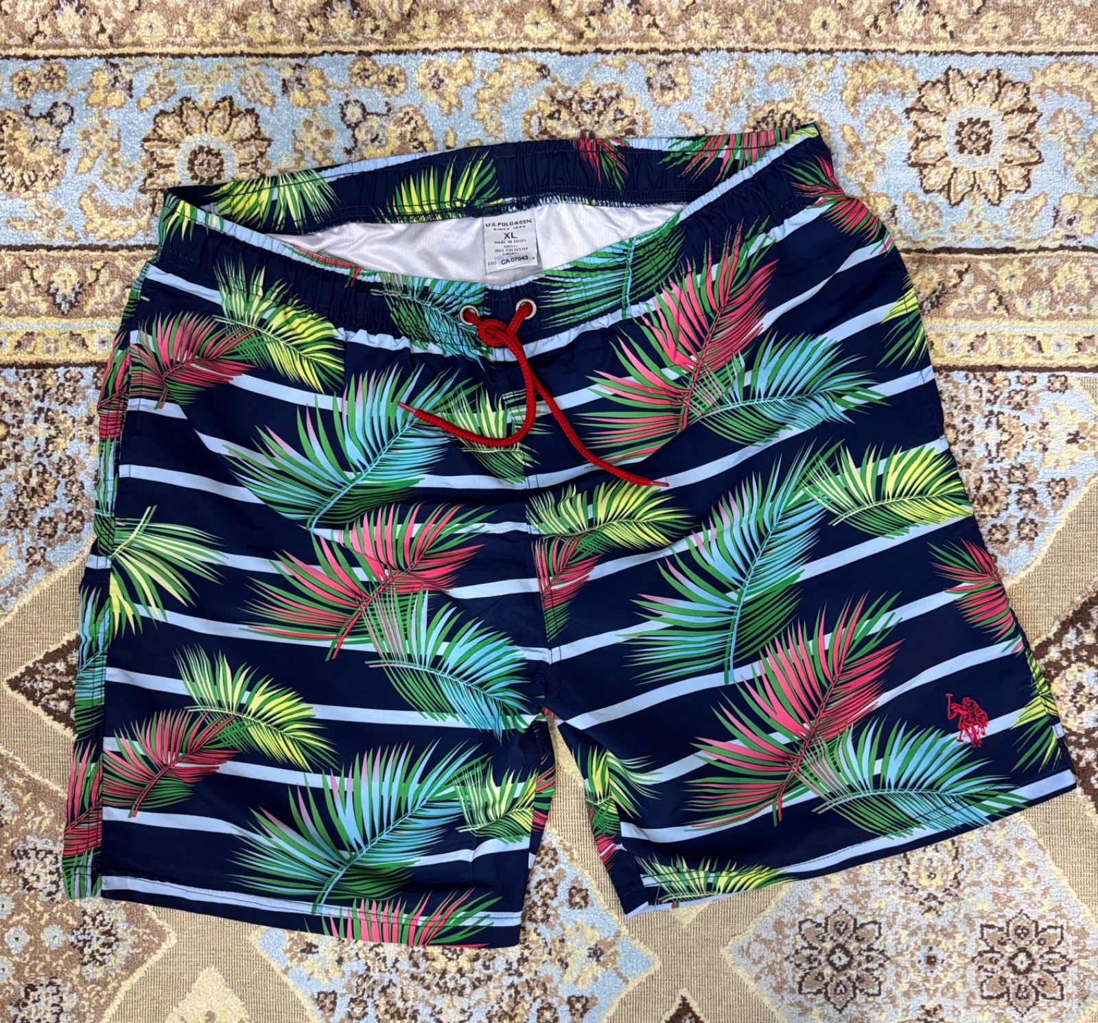 U.S. Polo Assn (Maillot de bain à rayures tropicales ®)