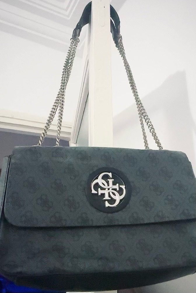 Guess authentique 