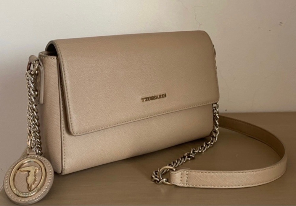 Trussardi authentique 