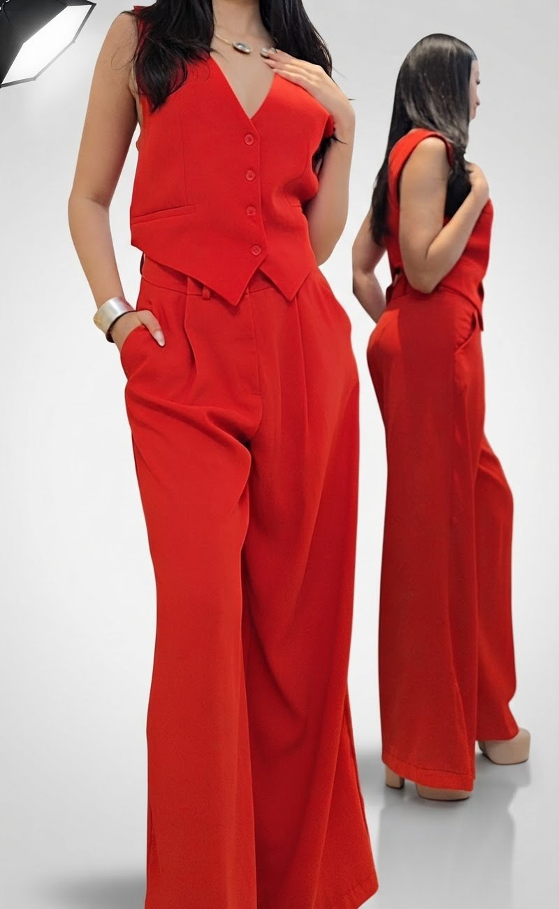Ensemble rouge