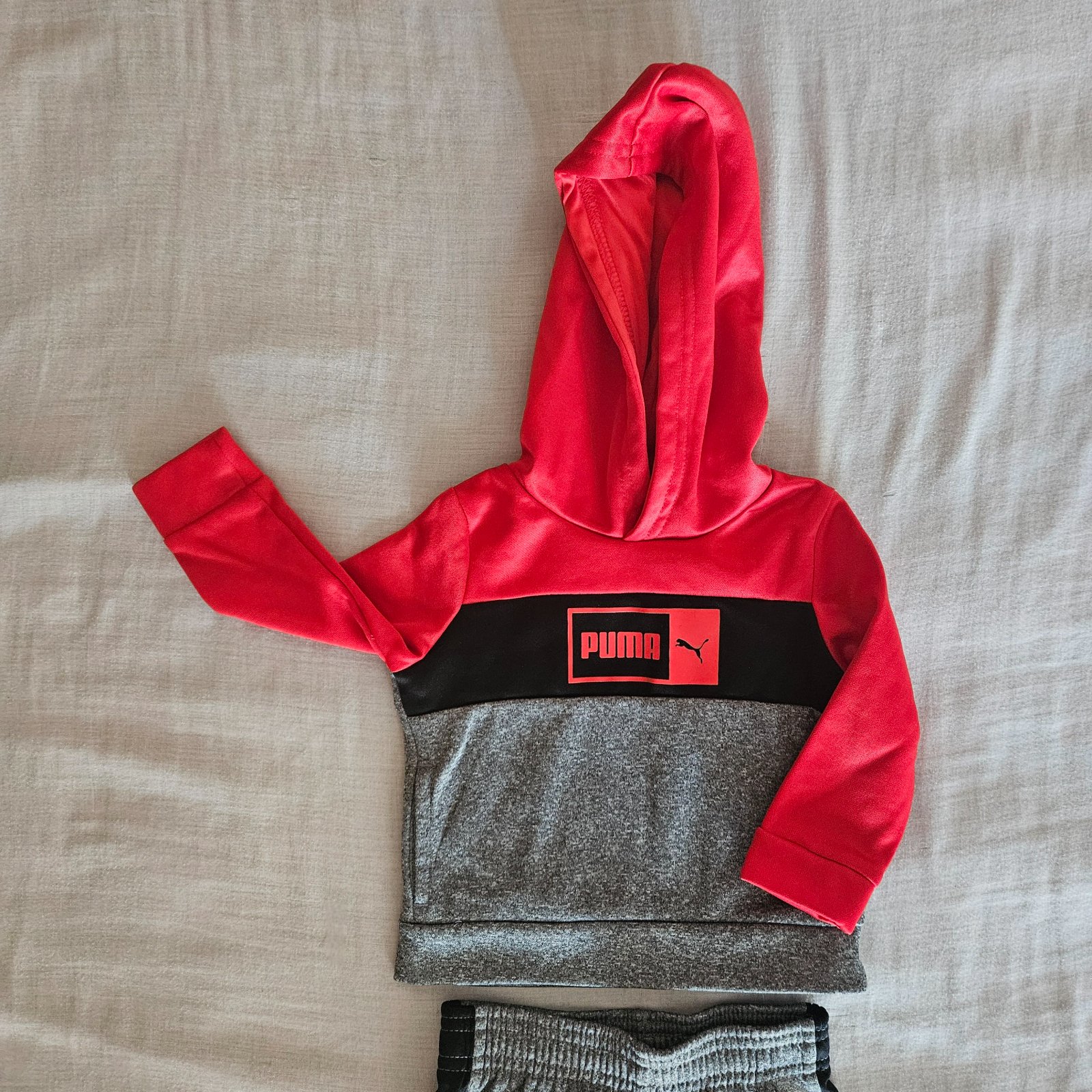 Jogging bébé Puma en excellent état 