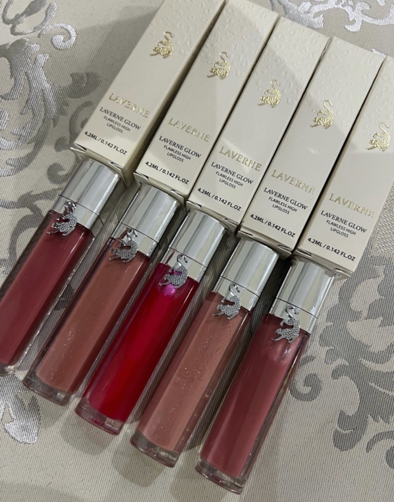 4 lip gloss