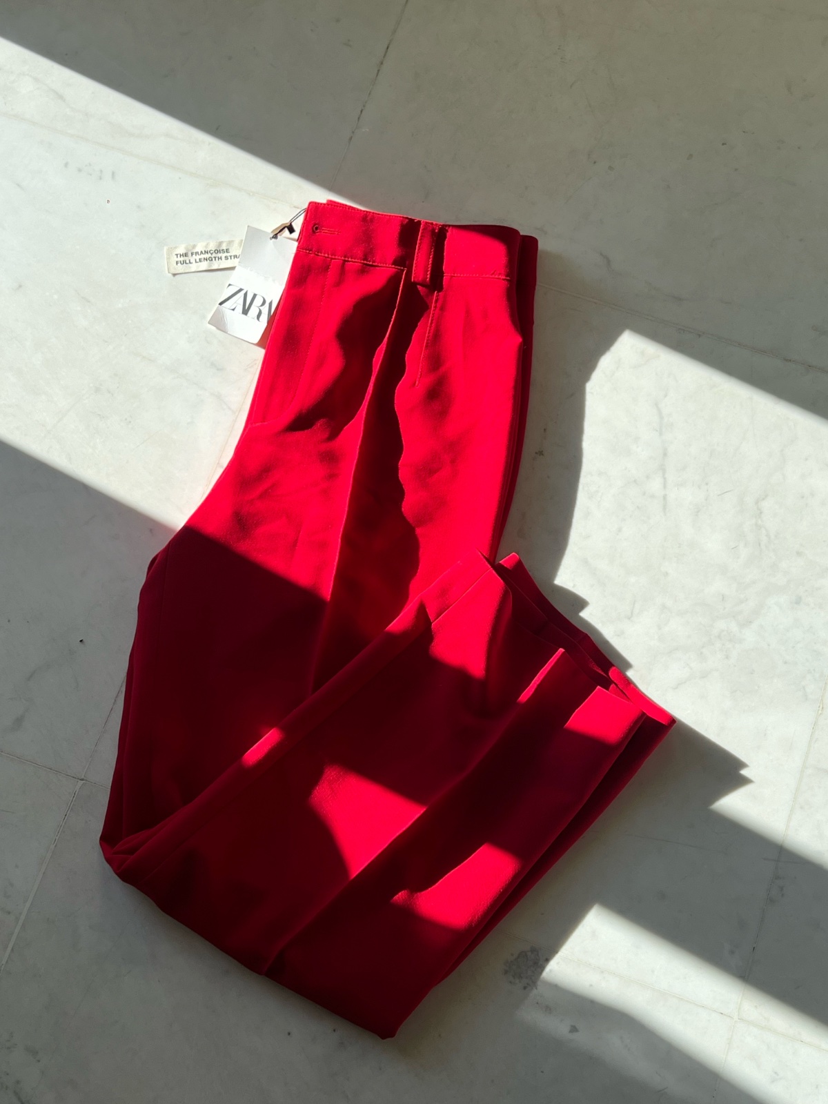 Pantalon ZARA rouge neuf avec étiquette - The Francoise Full Length Slim
