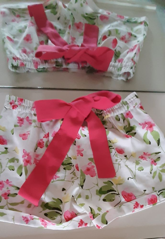 🌺short fillette ovs 7-8 ans 🌺