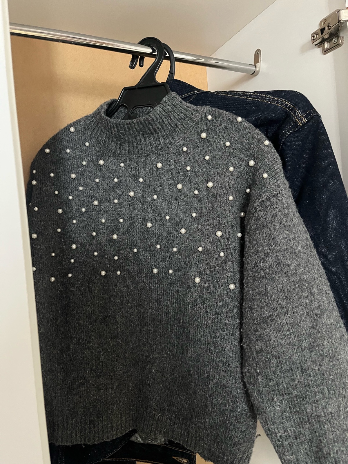 Pull gris