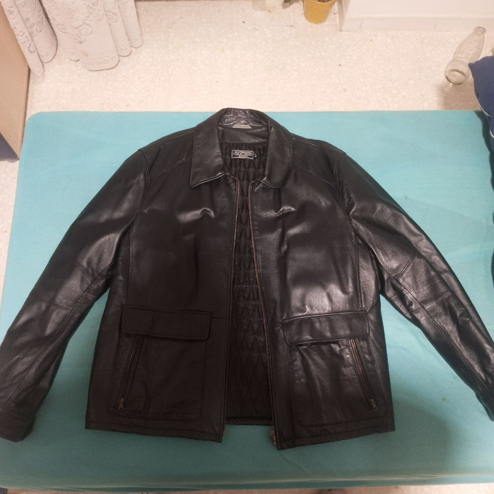 Black leather jacket 