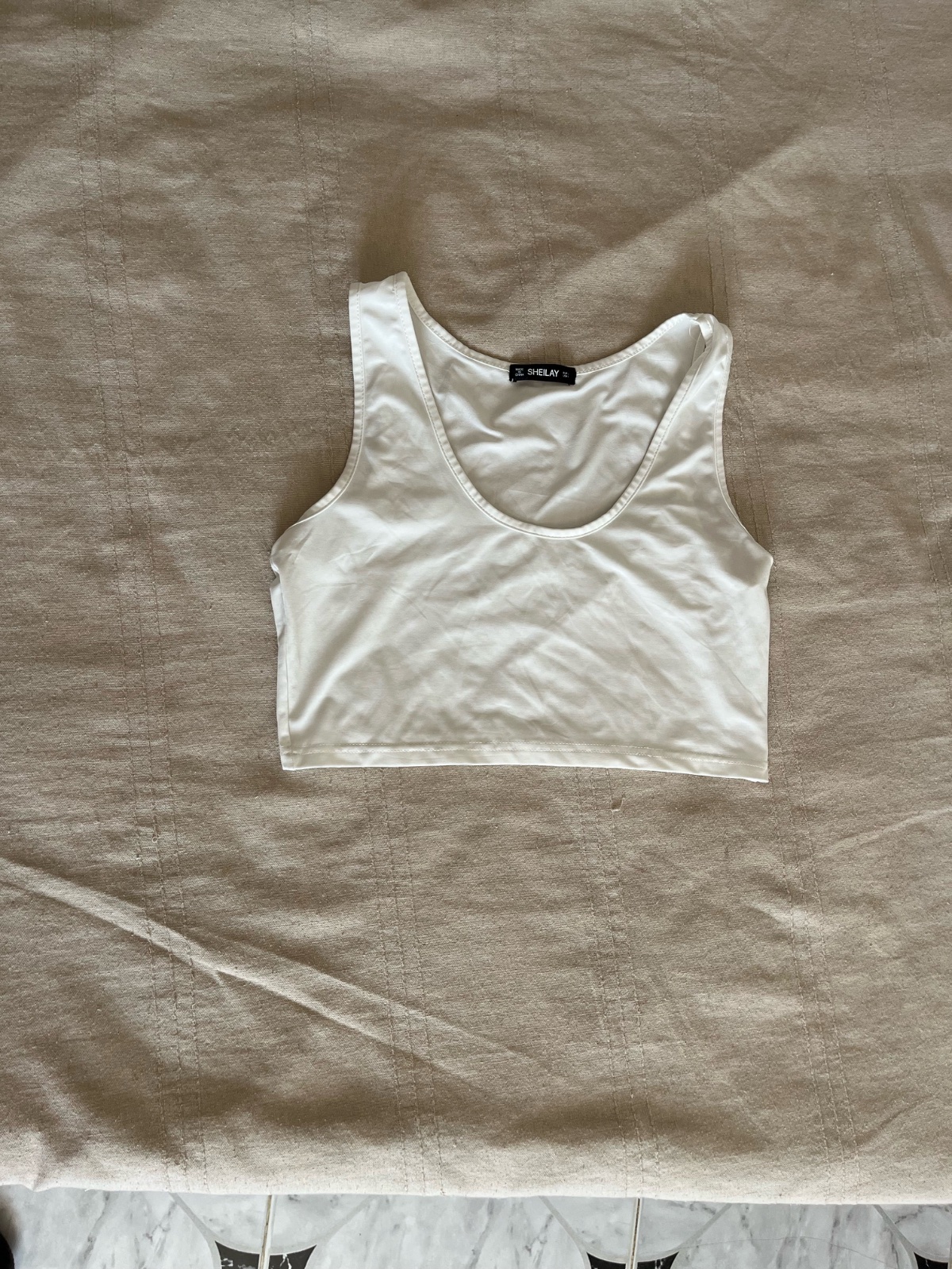 Pull blanc
