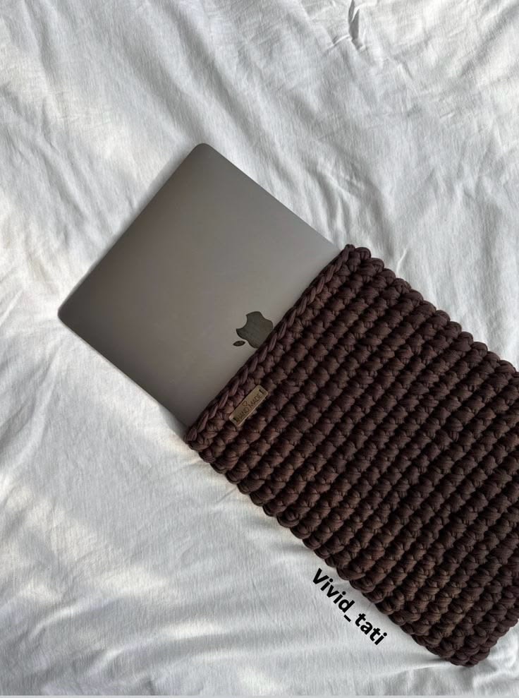 Pochette pc crochet standrad