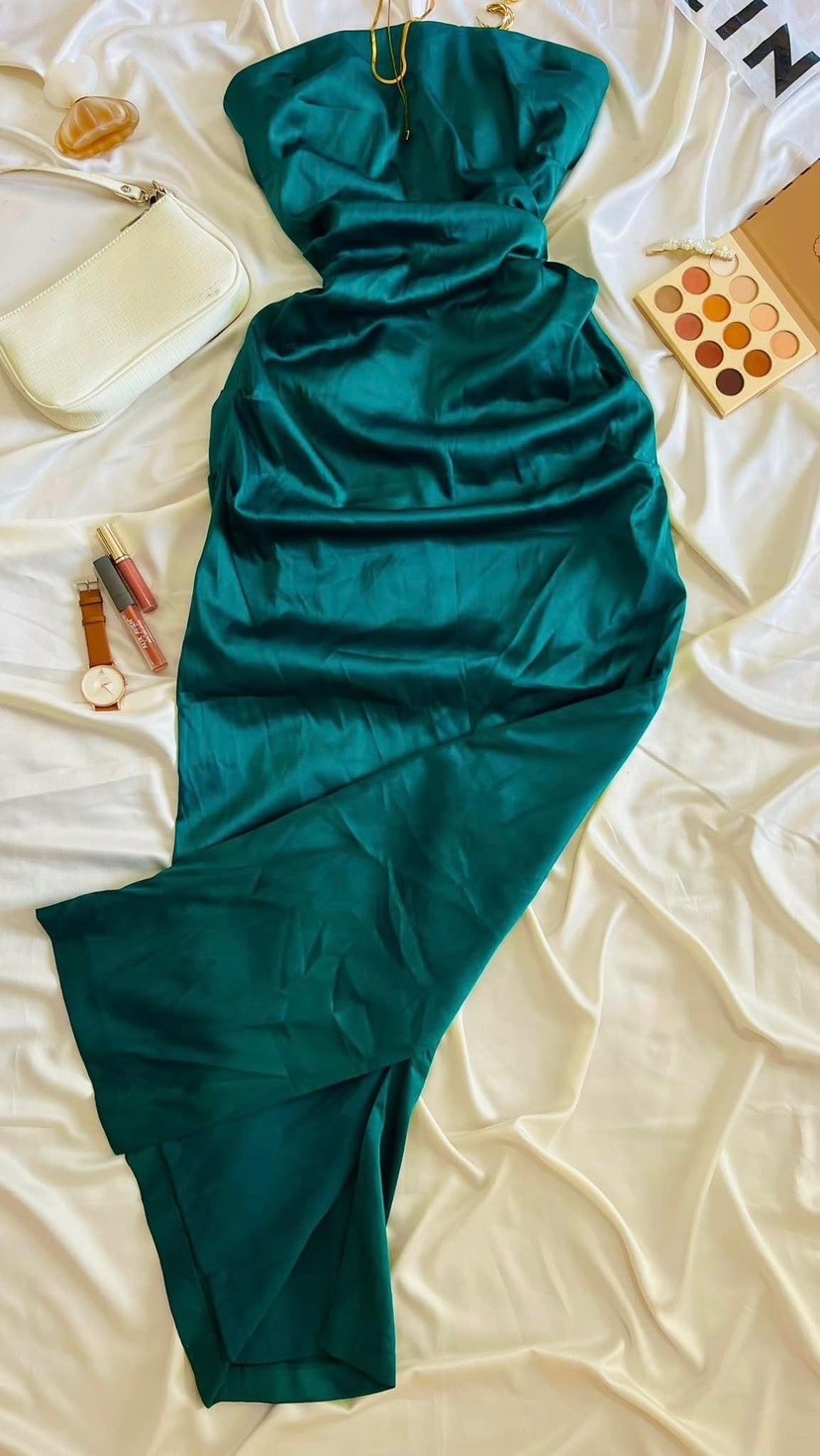 Robe en satin