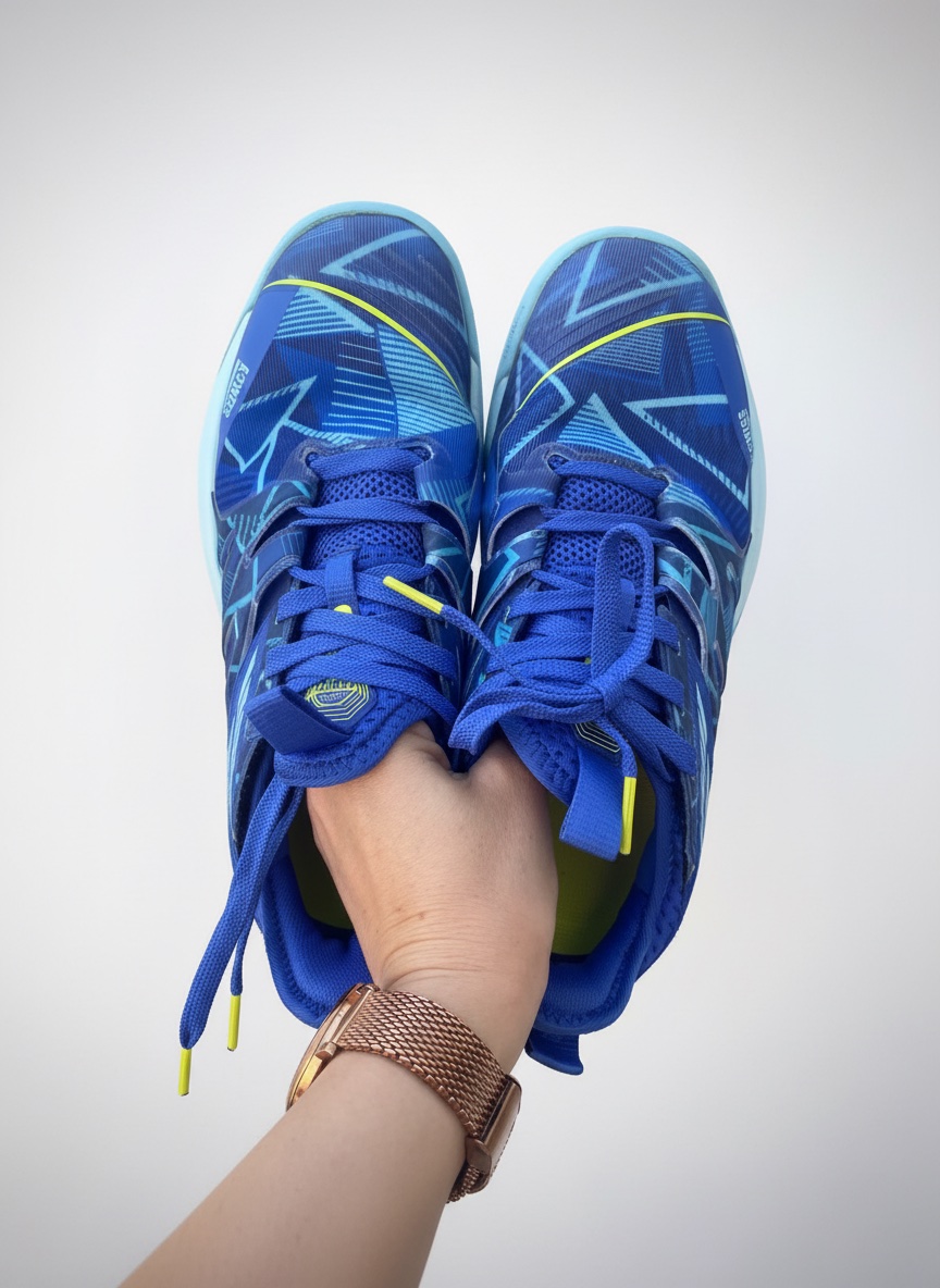Basket k-SWISS pour le sport PADEL pointure 39