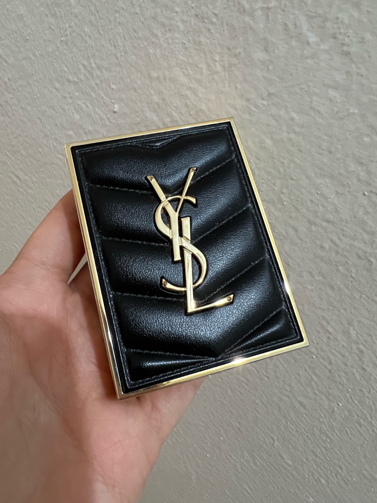 Palette YSL Peu utilisée