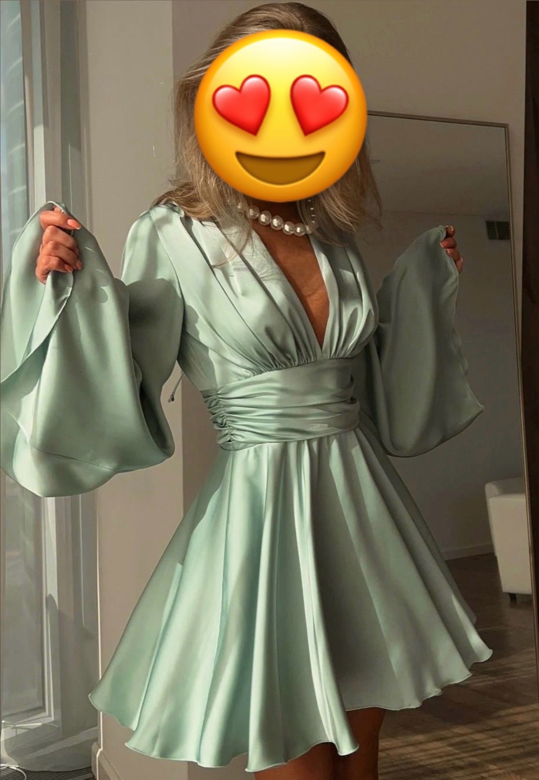 Robe satin tres chic