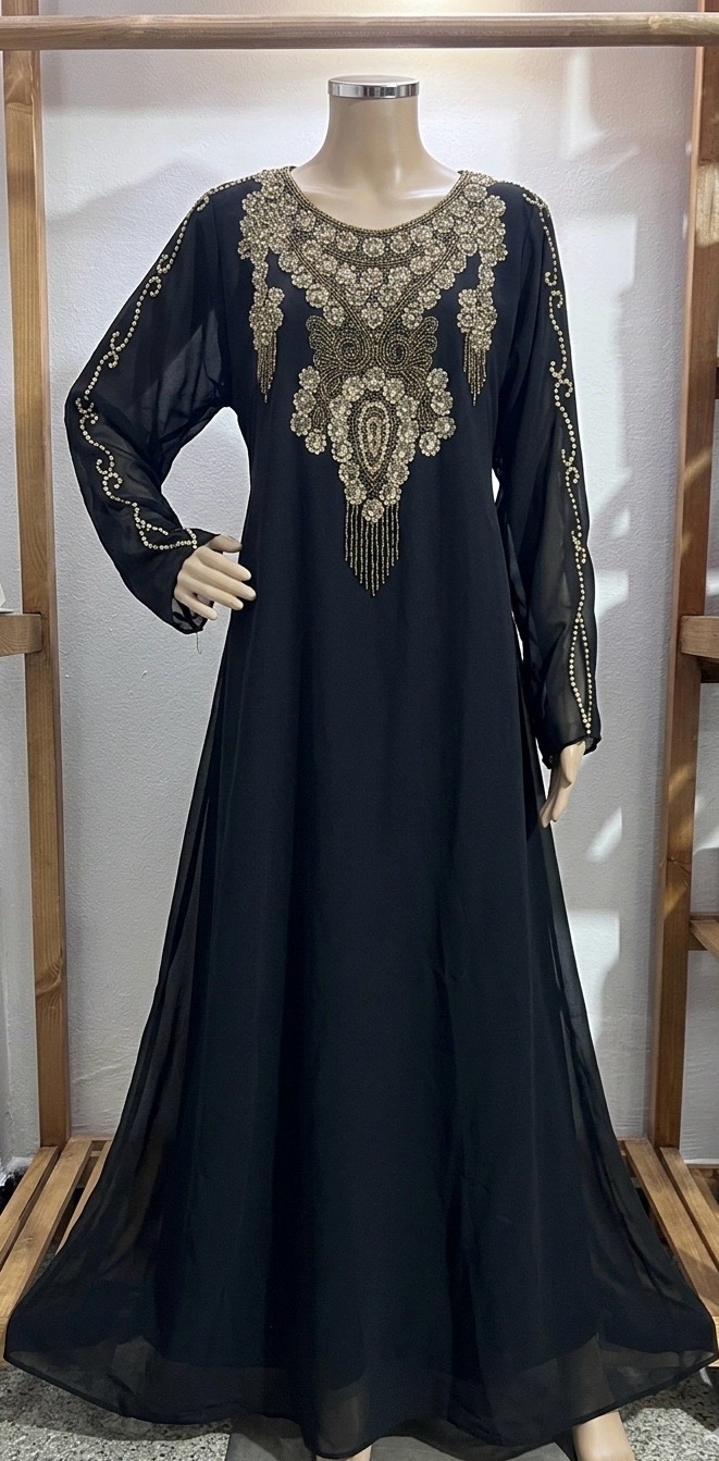 Caftan noir brodé doré 🖤🖤🖤