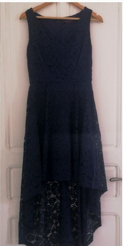 Robe soirée en dentelle