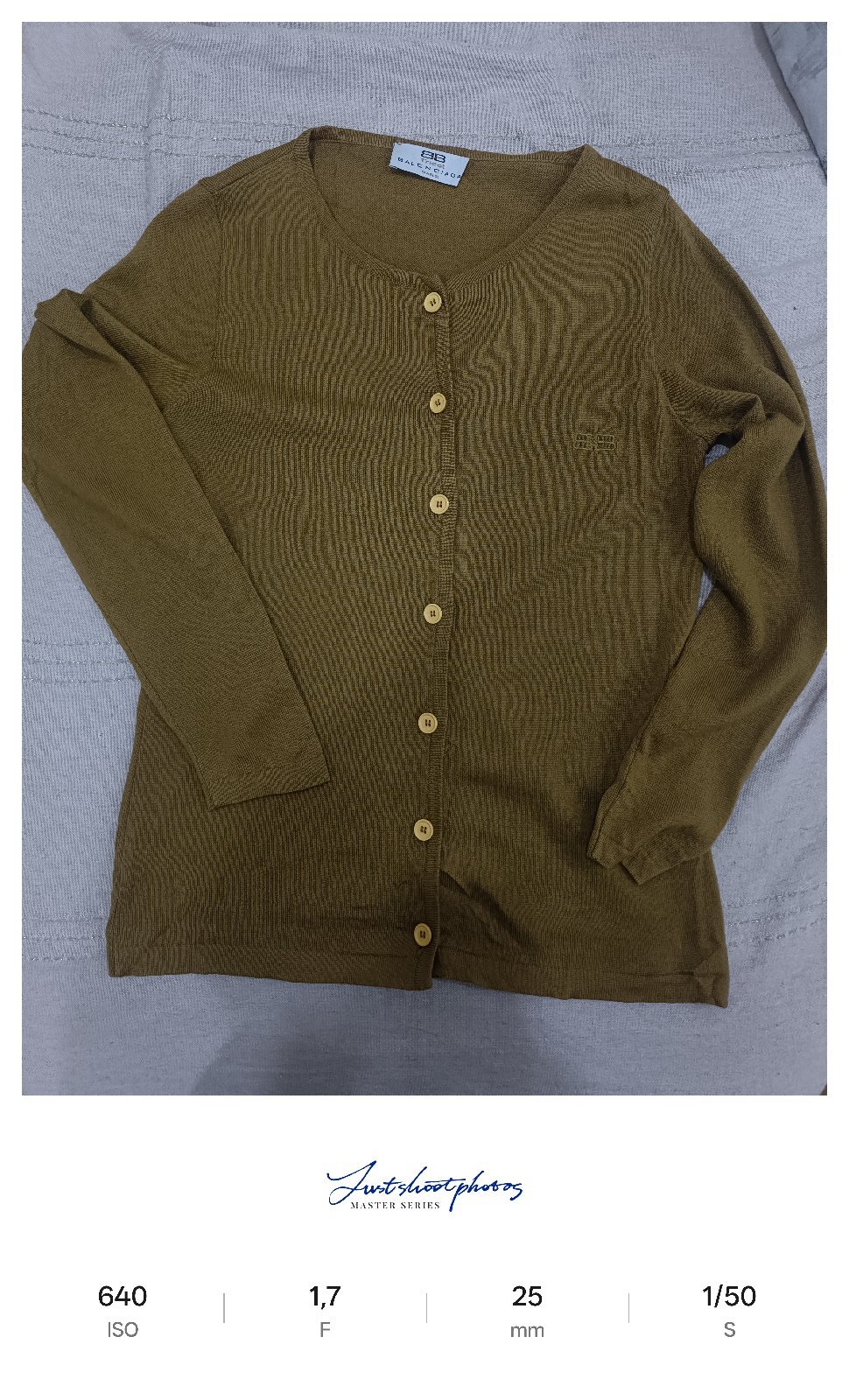 Cardigan Balenciaga 100%merino's avec logo 