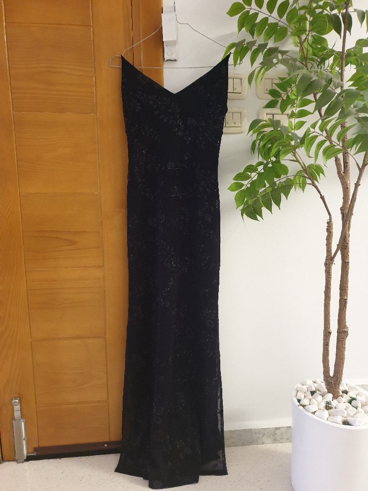 Robe soirée ajustée avec fente sur le côté taille s/m 