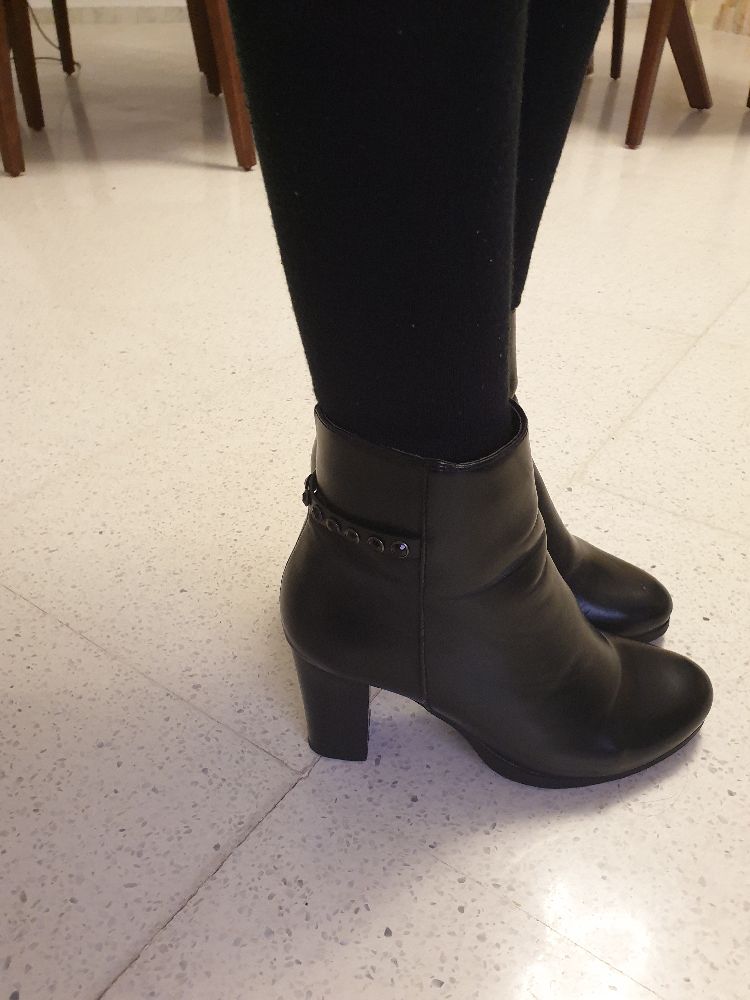 Bottine noir taille 37
