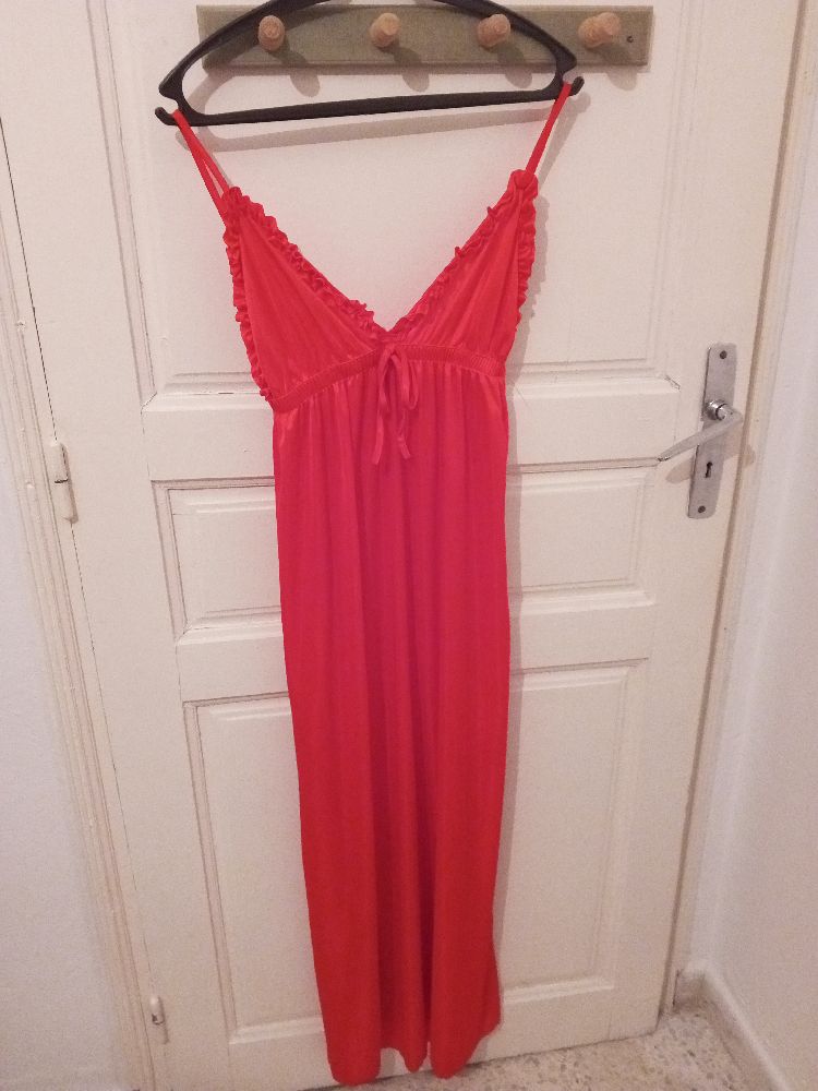 nuisette rouge 