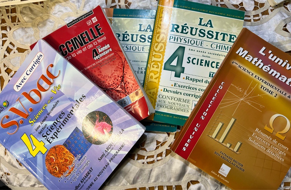 Lot de 5 livres parascolaires BAC SCIENCES EXPERIMENTALES