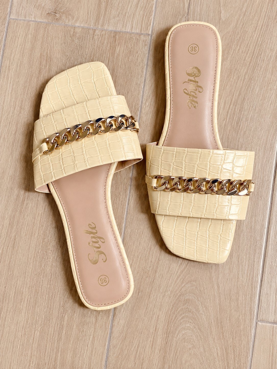 Mules 
