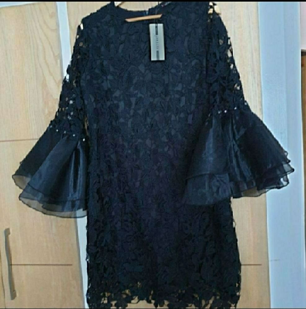 Magnifique robe noir neuf 