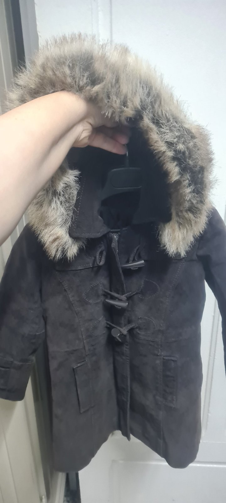 Manteau en daim marron foncé 