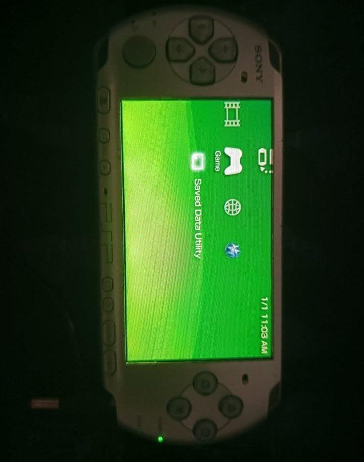 PSP 3001 en panne a9ra description 👇👇👇