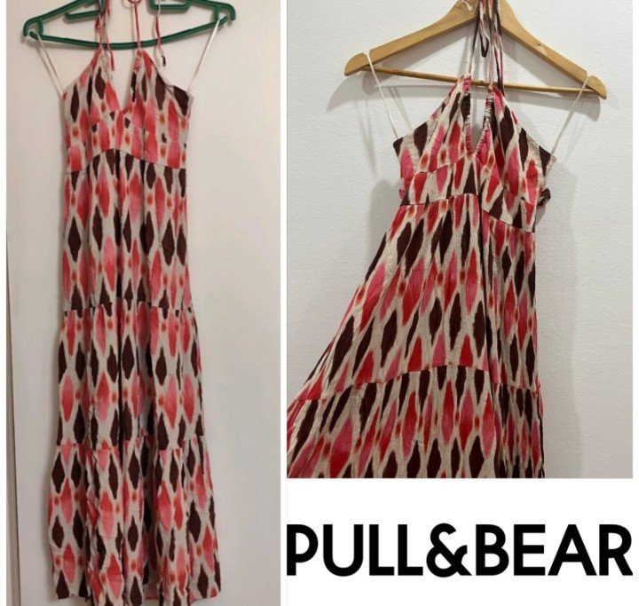 Robe longue Pull&Bear arbore un motif géométrique ikat rouge et marron