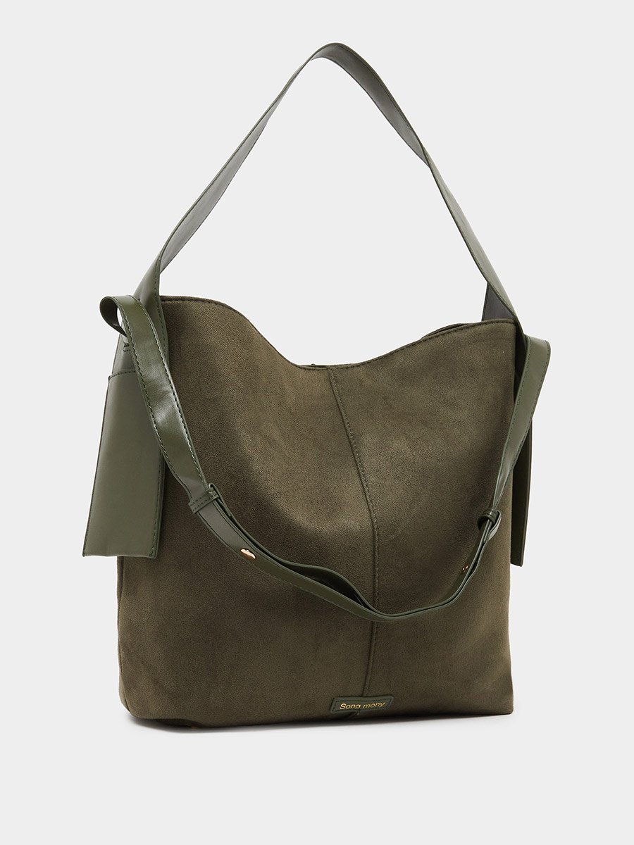 Sac hobo Styli en suède synthétique vert olive présente une sangle réglable et une fermeture aimantée pratique