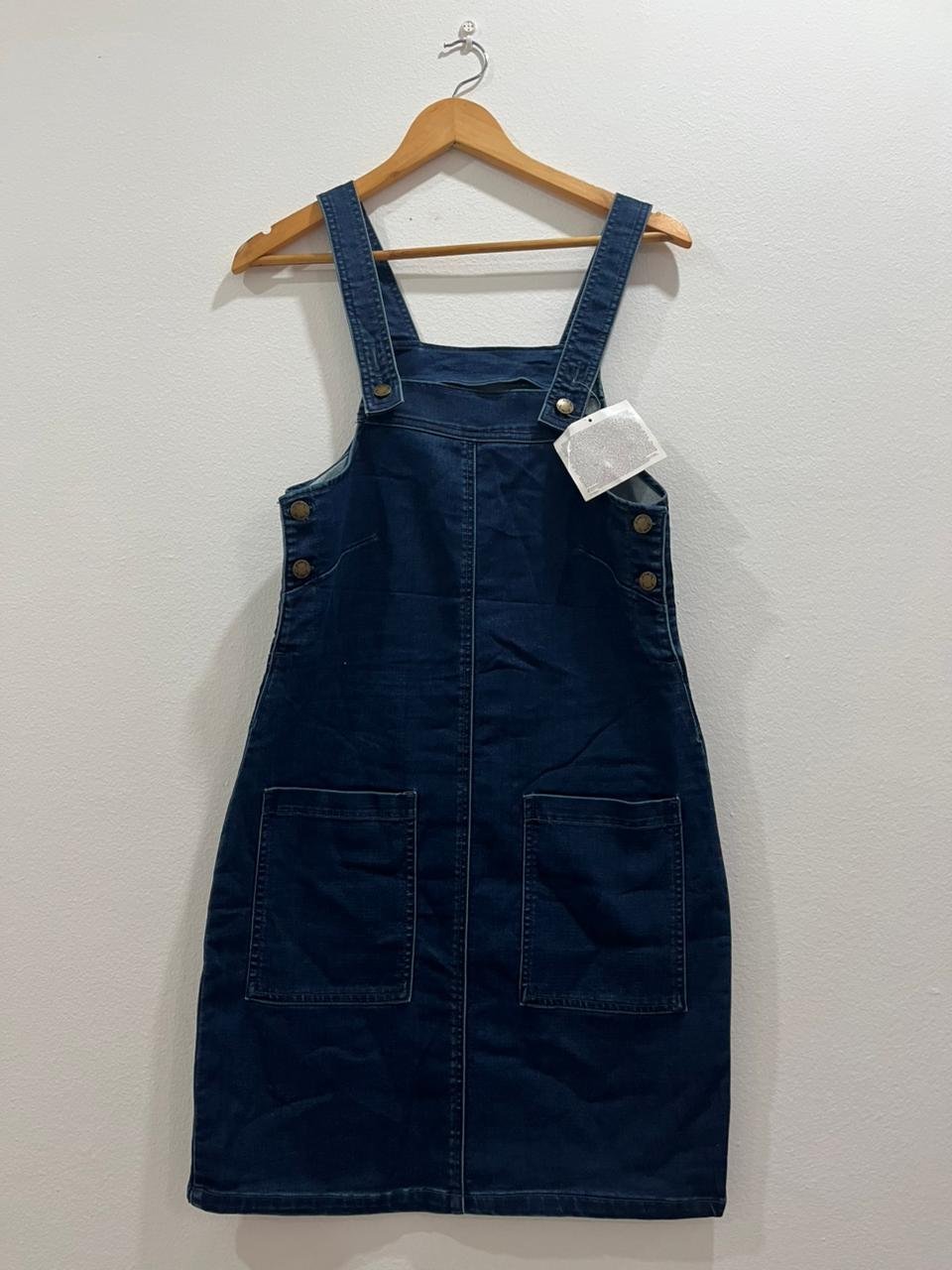 Robe en jean de la marque avon 