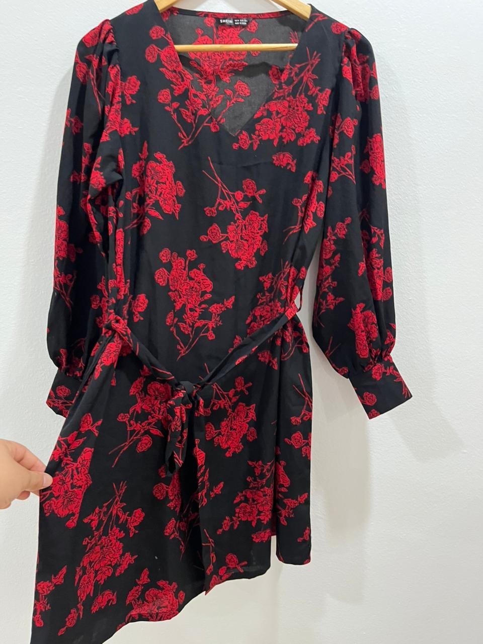 Robe rouge et noir