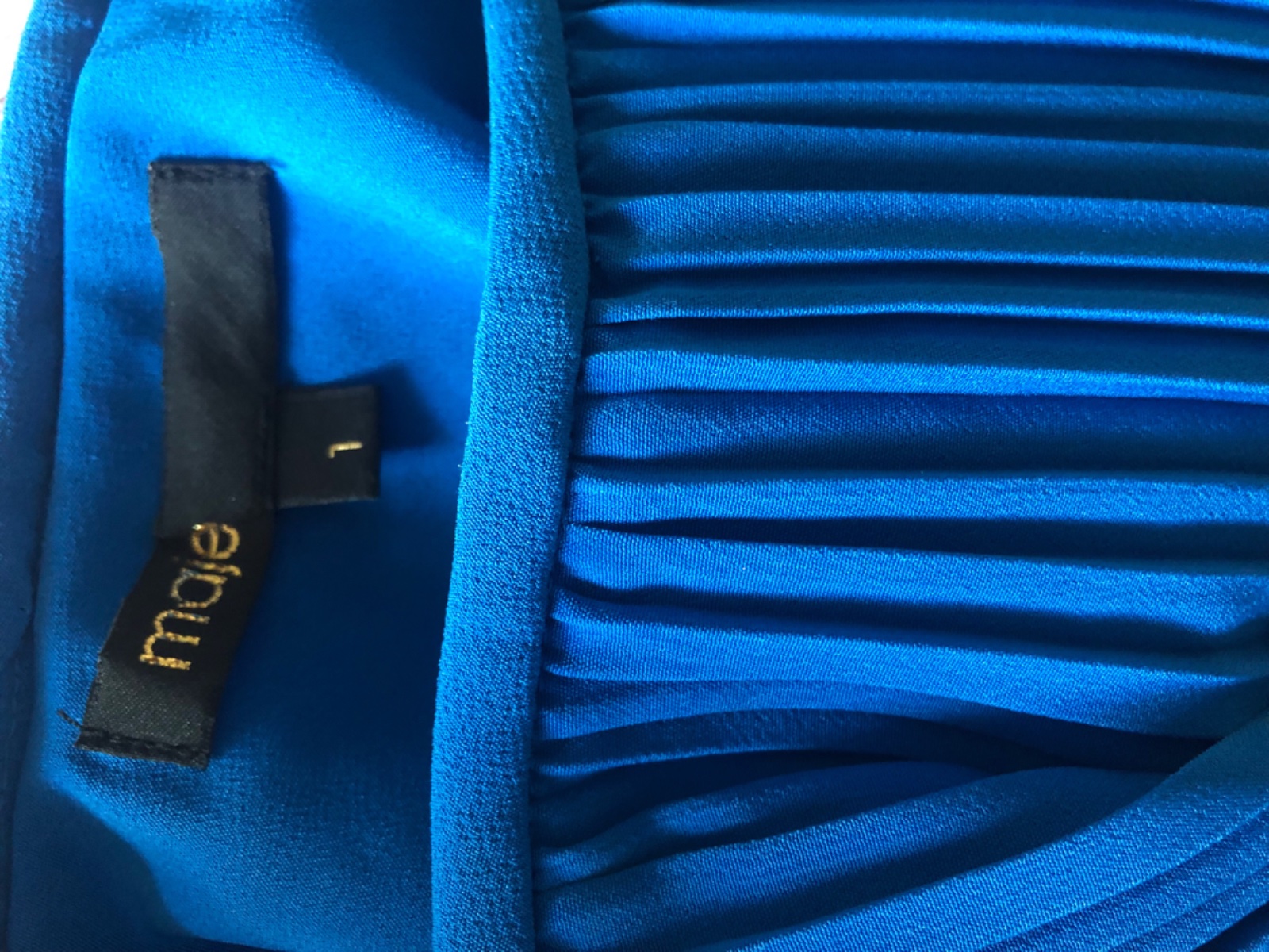 Je vends Robe plissée MAJE