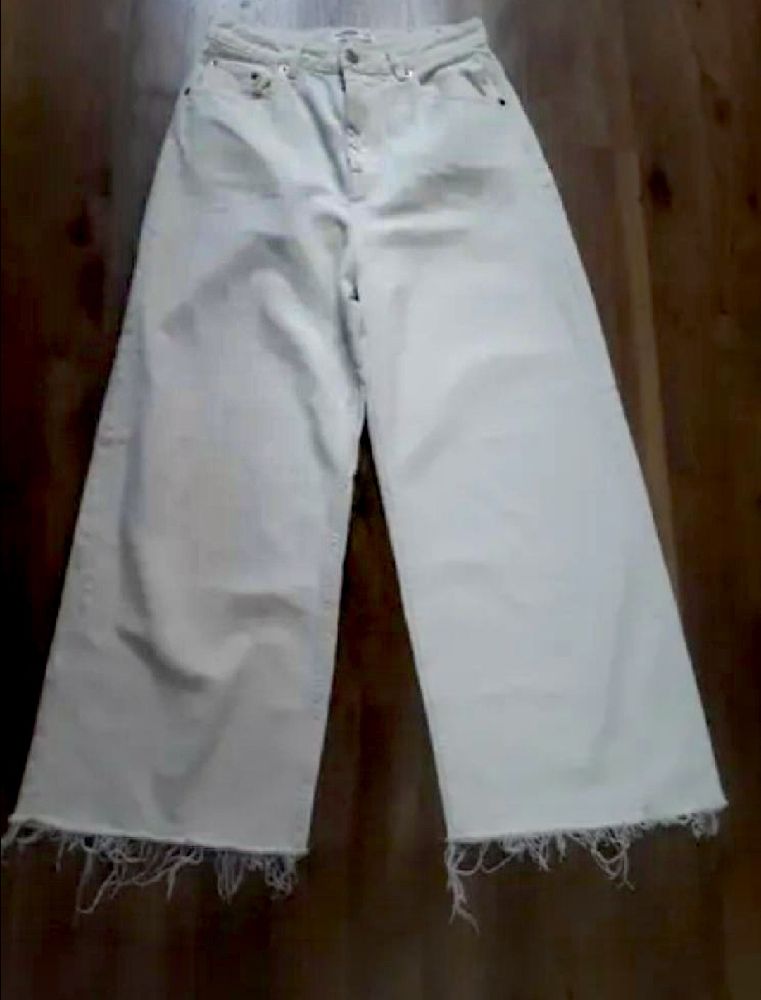 Pantalon pull and bear 