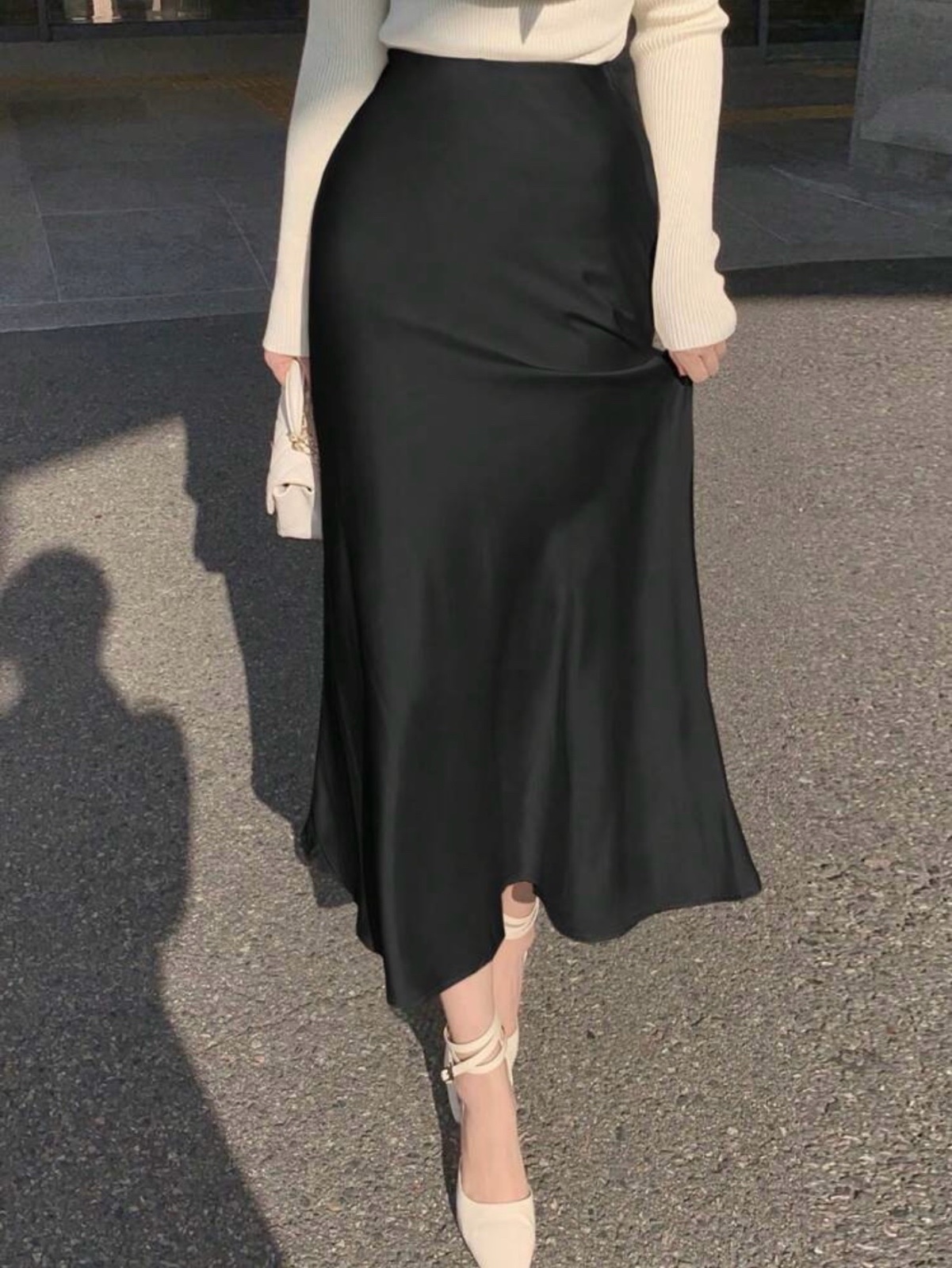 Jupe satin noir