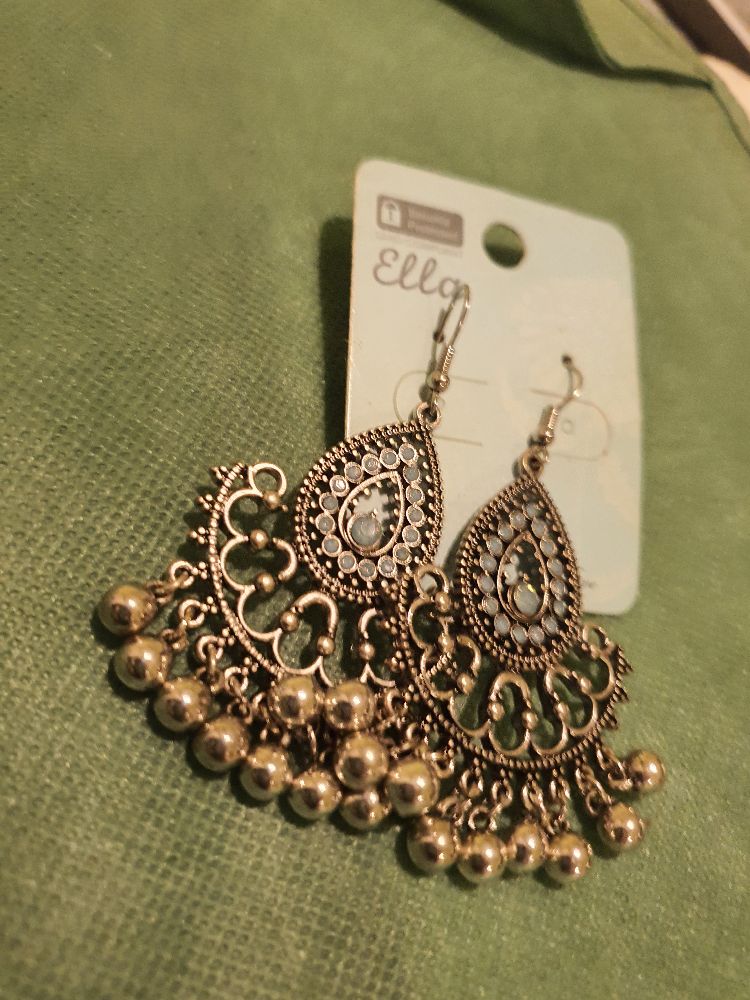 Boucle d'oreille 