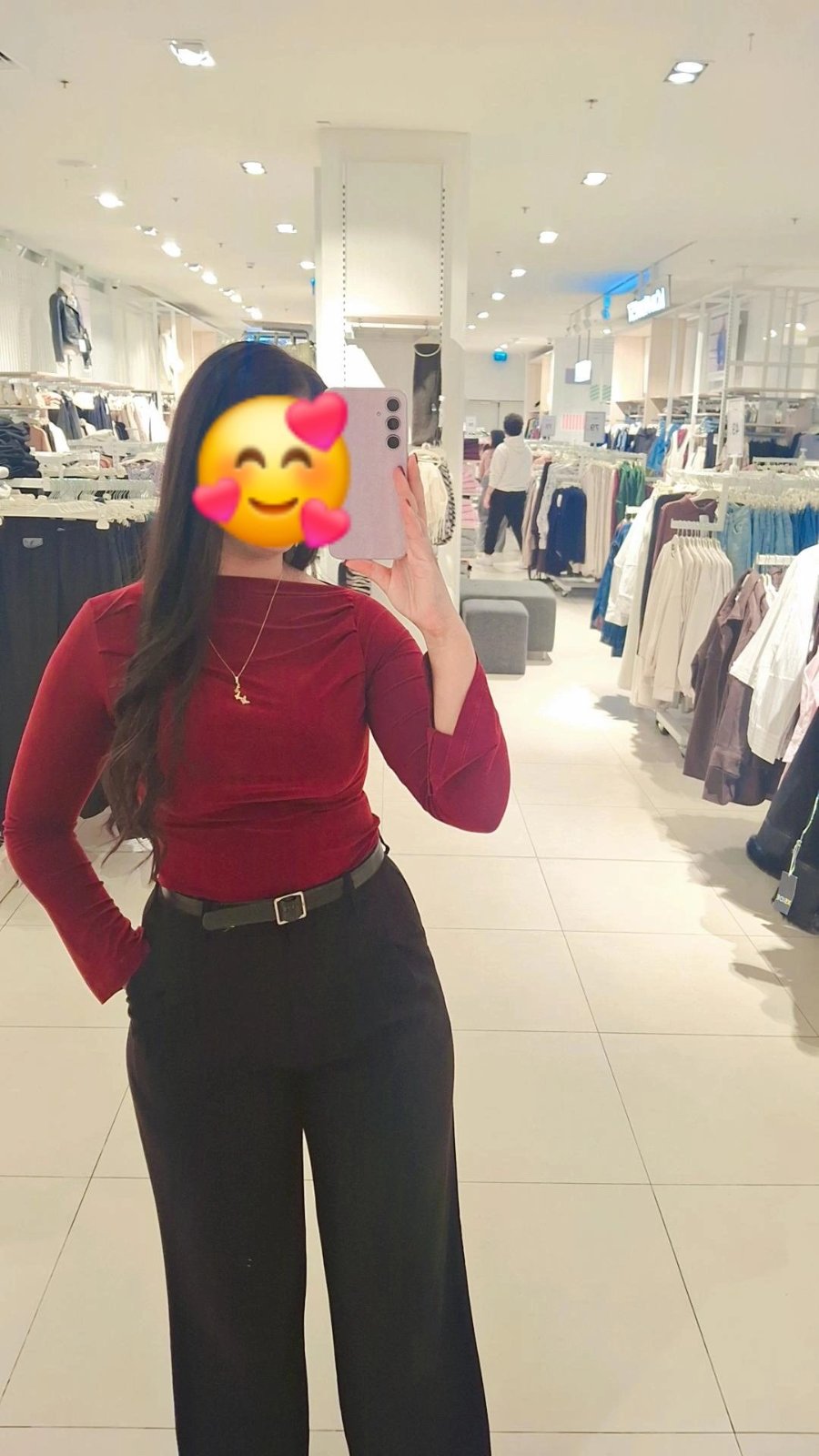 Ce pull bordeaux est magnifique 